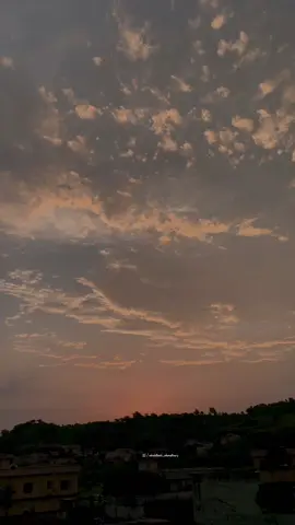 وَمَا الْحَيَاةُ الدُّنْيَا إِلَّا مَتَاعُ الْغُرُورِ✨🥺 ترجمہ: 