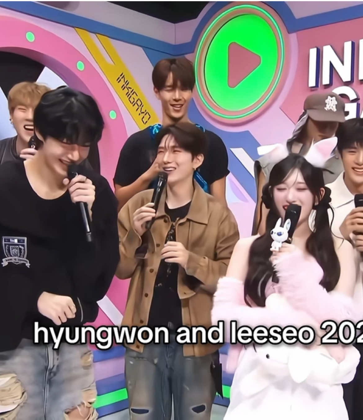#leeseo and #hyunwon meet again #ive #monstax #fyp 