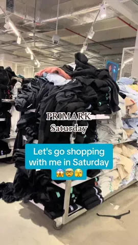 What's going on in Primark on Saturday? The reverse side of Primark.😱 #primark #shoppingwithme #shopwithme #primarkfrance 
