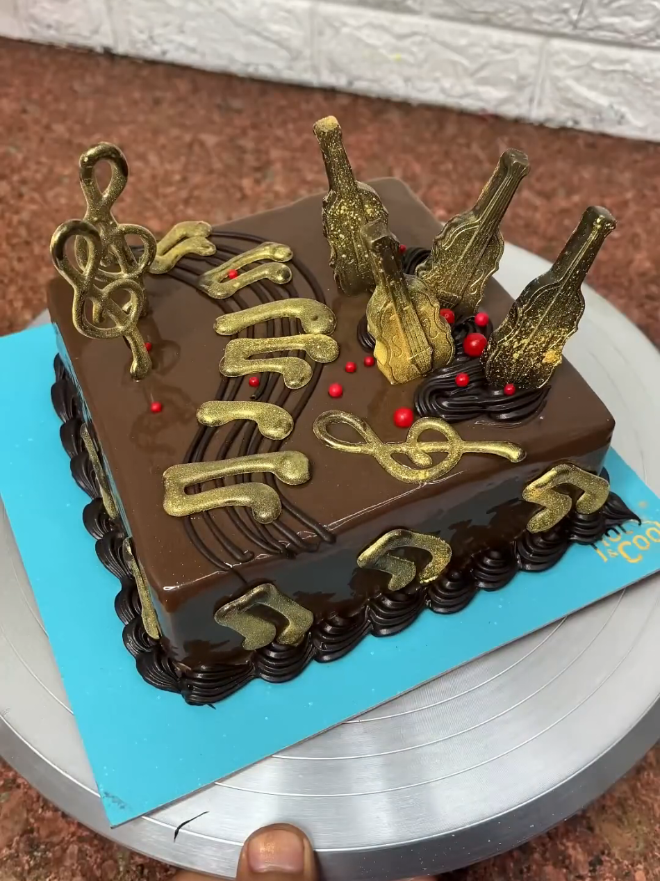 Guitar cake ideas #yummyfood #birthday #chocolate #design #cakedecorating 