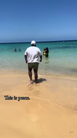 This is my peace.  #peace #fyp #jamaicantiktok🇯🇲viral 