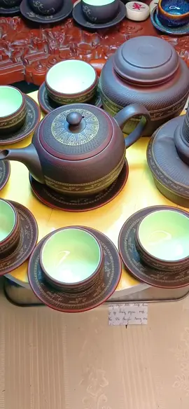 Bộ ấm bát tràng họa tiết trống đồng, gốm hồng sa, nghệ nhân phạm thế anh#dolien #amchendepnhattet2026 #amchenbattrang #trốngđồng 