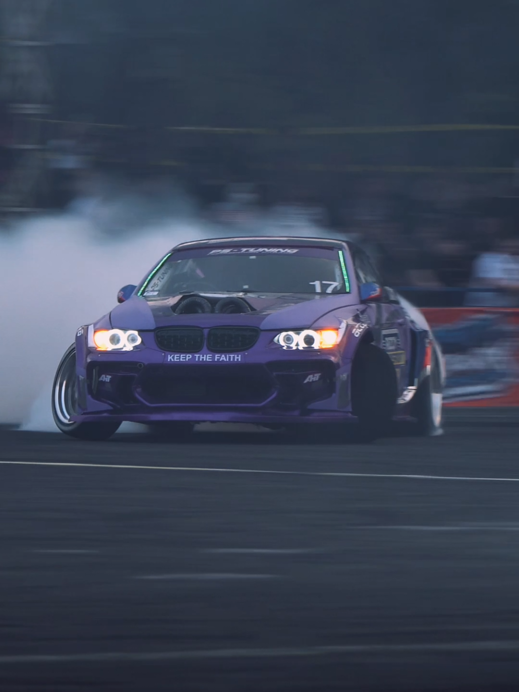 Rate this sound 🤩🔊@rizqy_motorsport  #drift #drifting #bmwe92 #v8 #fyp 