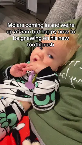 It’s rough over here but atleast he’s happier now #teethingbaby #babytoothbrush #happybabies 
