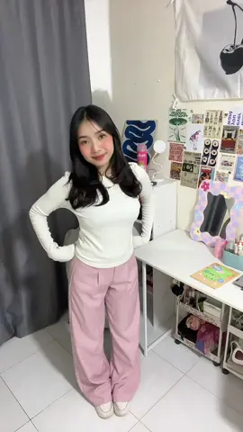 pinky city pants💗🎀 @Edelweis fashion 