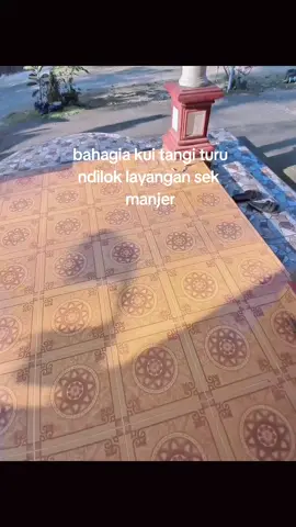 teko mendung #fyp#pelayangtulungagung #pelayangindonesia #layangangapangan #lewatberanda 