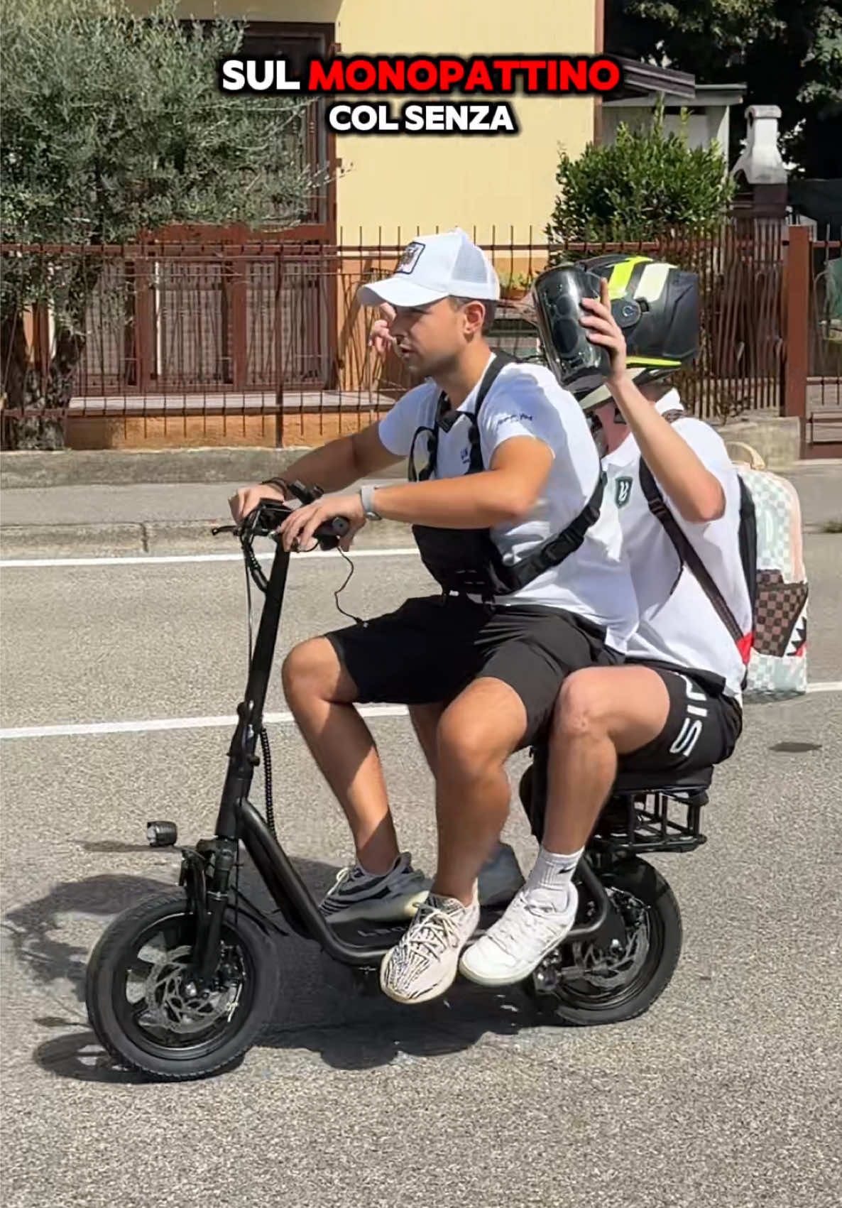 MA QUANTI KG REGGE POI? È UNA HIT STO MEZZO 😳😍‼️ #monopattino #tiktokshopitalia 