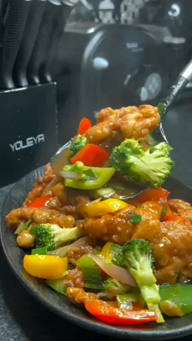 Sauced Veggies pop chicken  breast.  Save this for your next meal inspiration.  #popchicken #chickensauce #recipes #foodblogger #EasyRecipes 