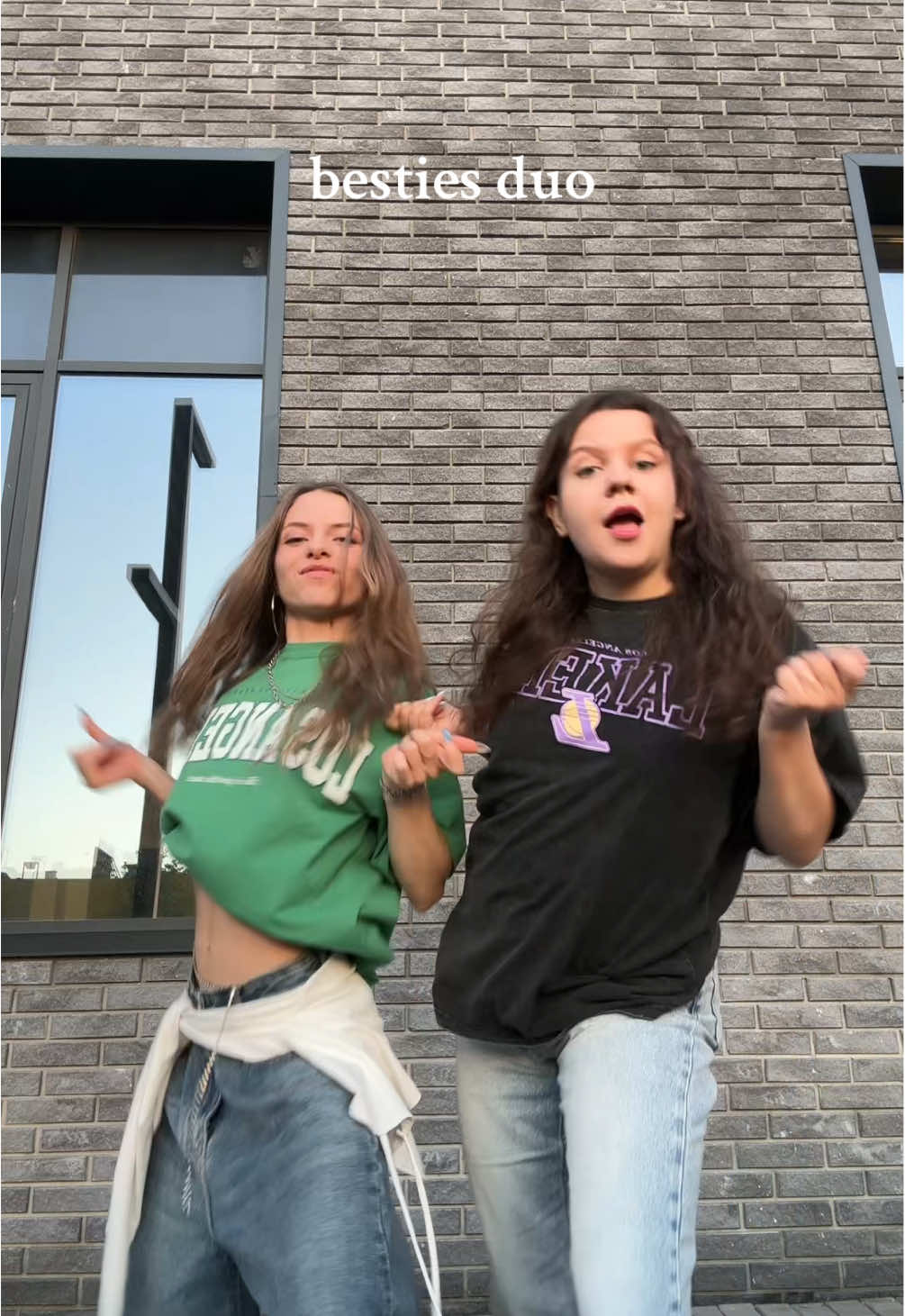Dc: @jerseyyjoe 👅 with @Конечно я #dance #sugaronmytongue 