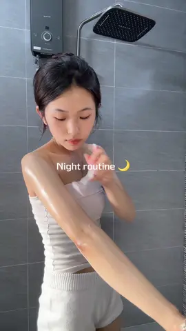 Em làm gì mà tắm lâu dữ z #fyp #viral #trending #drybrushing #bodycare 