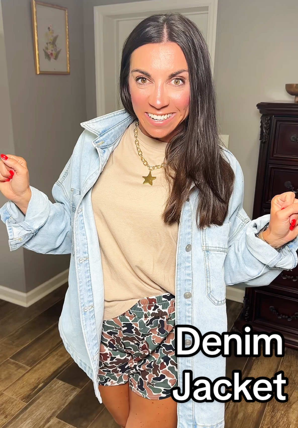 The #denimjacket of your dreams 🩵 #jeanjacket #OOTD 