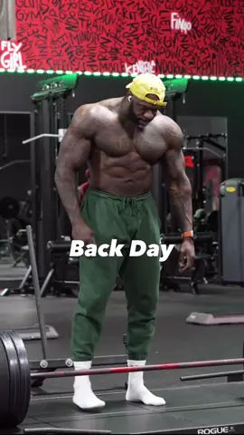 Back Day #back  📌 Deadlift ➖4x10 📌 Lat Pull Down (wide)  ➖4x12 📌 Single Arm T-Bar Row ➖4x10 📌 Bent-Over Row  ➖4x10  📌 Pull-Ups  2xFailure  #Fitness#Hardwork#bodybuilding #savage                    