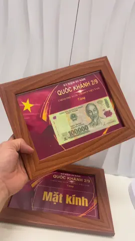 Khung ảnh kỉ niệm tiền 100k A80 , hỗ trợ ghi tên theo yêu cầu miễn phó ạ #huyhoang333 #khunganhkiniem #khunganh  @Huy Hoàng 