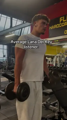 +1 rep when you listen to her #GymTok #lanadelrey #fyp 