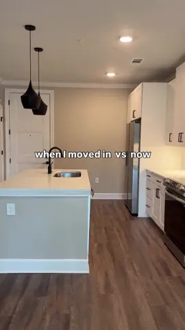 I recently moved into my new apartment and I am in love!! Best apartment I’ve had so far🥹 💕 Are y’all loving the decor ?? What else should I add ?? 😊 #jasminekcapers #apartmentdecor #apartmentmusthave #newapartment #fyp 