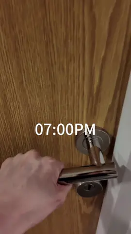 🫧7pm relaxing back home night routine 🧸 #asmr #nightroutine #Vlog #dayinmylife #skincare #londonlife #london #SelfCare #eveningroutine #gurwm #foryou #explorepages #unwind #fyp 