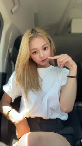 これ踊ってる女の子みんなメロい。 羨ましい。その雰囲気うちも出したい。