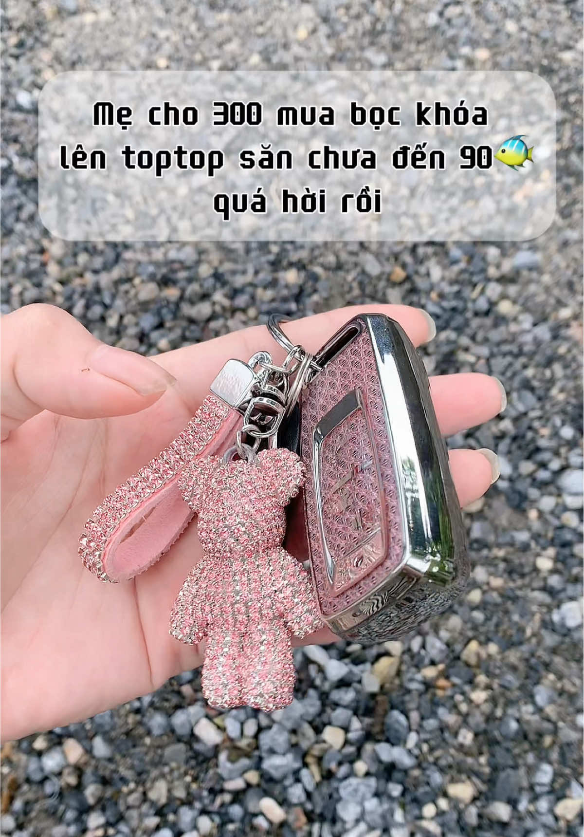 bọc chìa khóa xinh xỉu, nắng mưa khỏi phải lo bị thấm nước 🧽🛒✨#lelareview✨ #vobocchiakhoa #bocchiakhoaxemay #xuhuongtiktok 