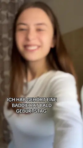 13.SEPTEMBER 🥹 Wer kommt in den Stream am Freitag um 23 Uhr? #fyp #geburtstag #baddie #viral #fürdich 