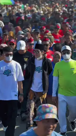 siapa nih yang tadi pagi ikut jalan sehat coba absen #gusiqdamstory 