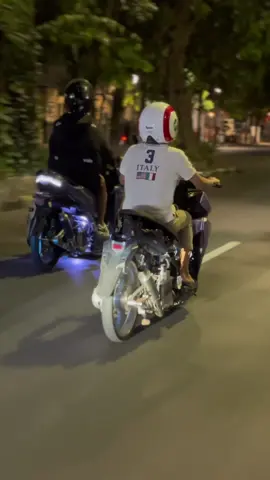 ngibing with krianstyle #xybca #vario #4u #krianstyle 