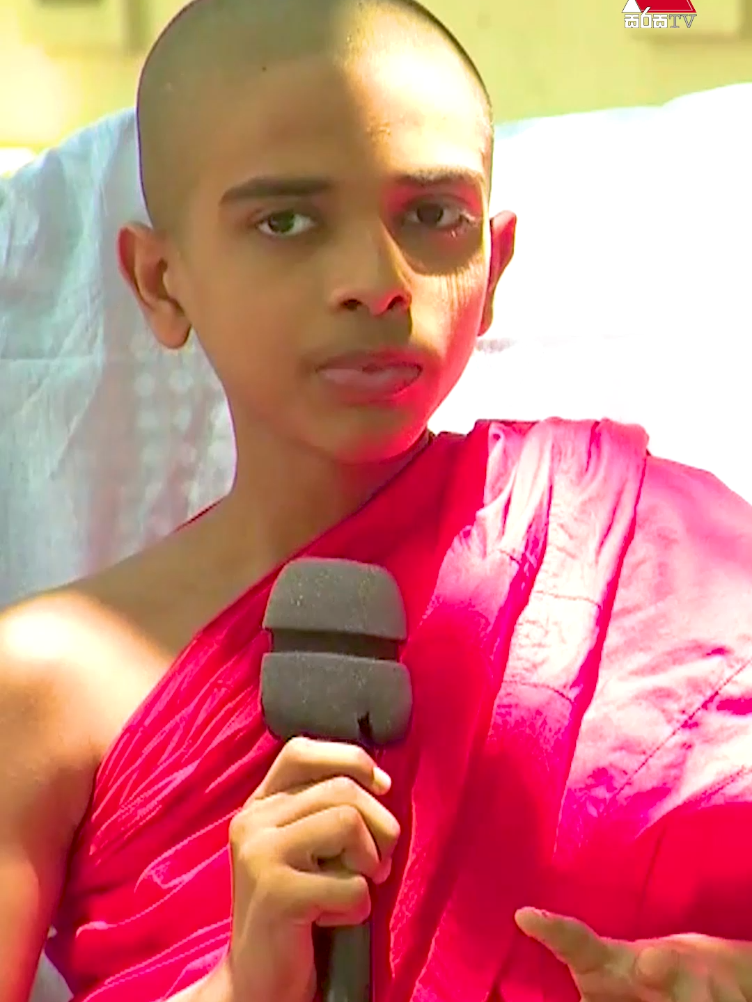රන්ඩු නොවී ඉන්න පුළුවන්නම්! 🥺❤️‍🩹 #BinaraPoya #SirasaDhamma #SirasaTV #TikTokTainment #WhatToWatch