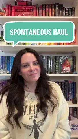 Spontaneous Haul! #BookTok #bookhaul #tbrlist #readersoftiktok #fantasybooktok 