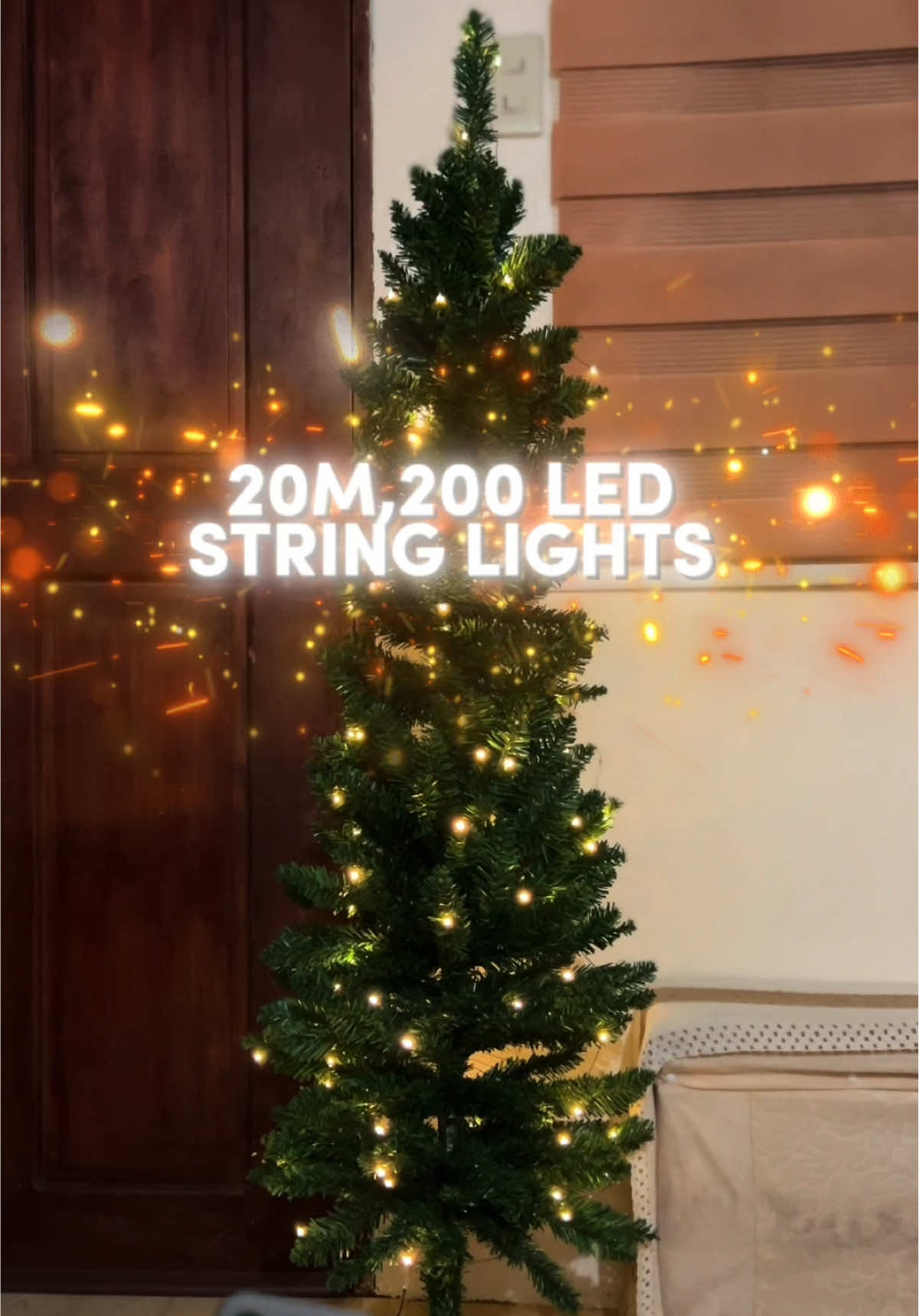 Christmas light na may 200 ledlight, 20meters na rin kaya super sulit talaga. Sobrang ganda pa!#christmaslight #stringlight #ledstringlights #christmaslights #christmasdecor 
