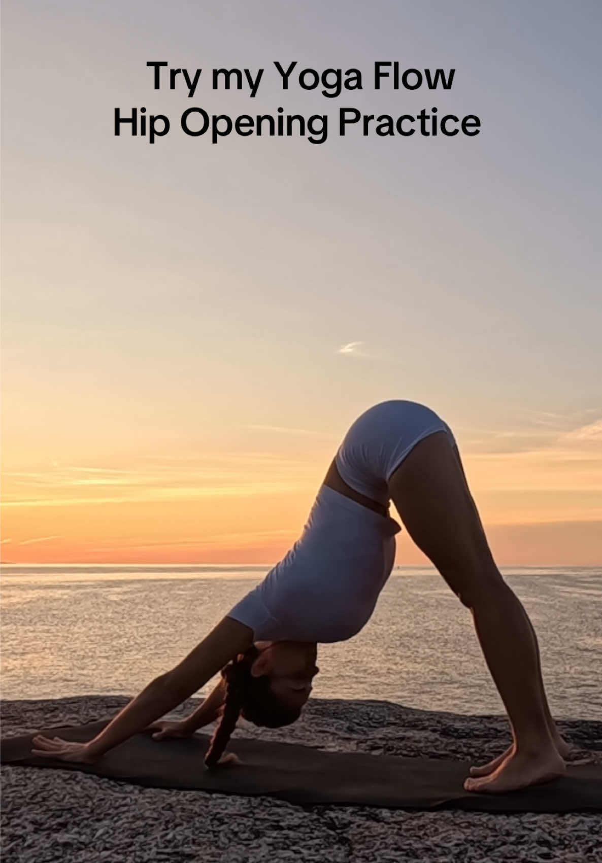 Try my Yoga Flow for Open Hips🫶  Full practice available on YouTube and Patreon. #yogaflow #sunriseyoga #vinyasaflow #viraltiktok #stretchingroutine 