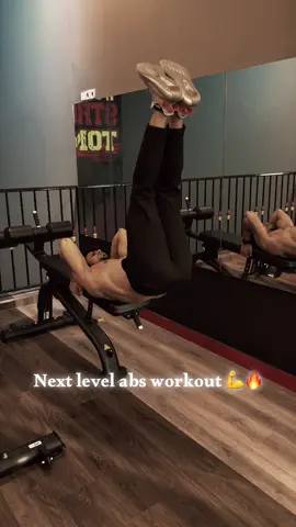 Try this abs workout if you can #Fitness #freak #dohaqatar🇶🇦 