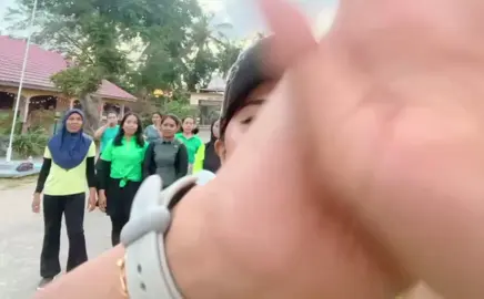 Hari ini bersama Crew senam Dasbar ya,, tetep kompak selalu 🥰🥰