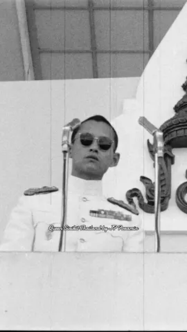 สื่อสหรัฐเมื่อ69 ปีที่แล้ว(2499) เผยแพร่ภาพพระราชกรณียกิจช่วงแรกหลังจากพระองค์ลาสิกขาในปี2499 คิงภูมิพล ควีนสิริกิติ์ เสด็จเปิดงานกีฬา คิงภูมิพลทรงhandsomeยิ่ง ควีนสิริกิติ์ ทรงสง่างามเสมอ#ในหลวงรัชกาลที่9 #พระพันปีหลวง #handsome  #longervideos #faded 