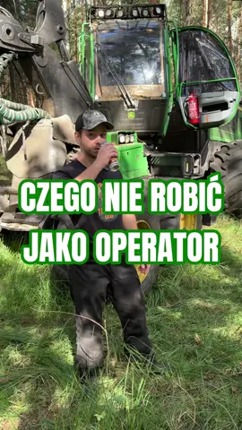 5 grzechów operatora 😂🌲 Nie zaczynać dnia bez dzika albo monsterka? Niemożliwe, musi być moc! ⚡️ Ścinanie drzewa przy samej ziemi? Nigdy, pniak to mój bufor na zrywkę. 🚜 Spokojna muzyka w kabinie? Nie ma opcji, tu ma być ogień 🔊🔥 Źle posortowany sortyment? Pff… nikt się nie dowie 😅 A pokrzywiona prowadnica? To na pewno nie moja wina! 😉 👉 A Wy? Macie swoje „sekrety”, do których nigdy byście się nie przyznali w lesie? Napiszcie w komentarzu – bez ściemy! #harwester #forwarder #skidder #traktor #pracawlesie #logginglife #maszynylesne #forestlife #leśnictwo #operator harwester, forwarder, traktor, skidder, praca w lesie, operator, maszyny leśne, sortyment, prowadnica, forest, logging