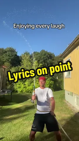 My Spanish is fluent 🤷‍♂️ #fördig #fypシ゚ #🕺 