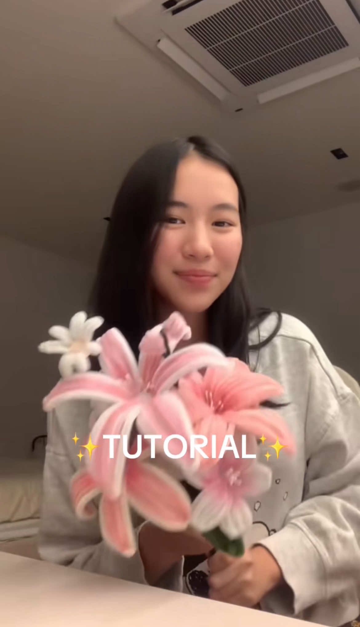 Pipecleaner flower tutorial - Lily #pipecleaner #flower #tutorial 