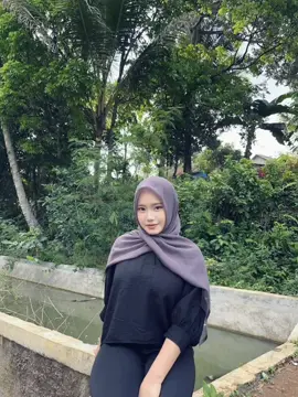 Dejavu nyebur di kolam😖