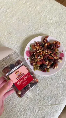 Goods na goods pang kutkutin! 😍#fyp #mrsquirrel #mixednuts 