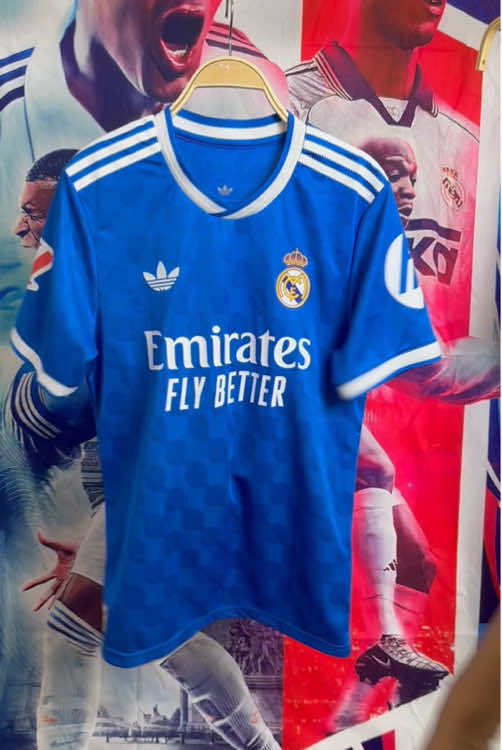 Real Madrid's blue away jersey #football #jersey #realmadrid #Soccer #palmer 