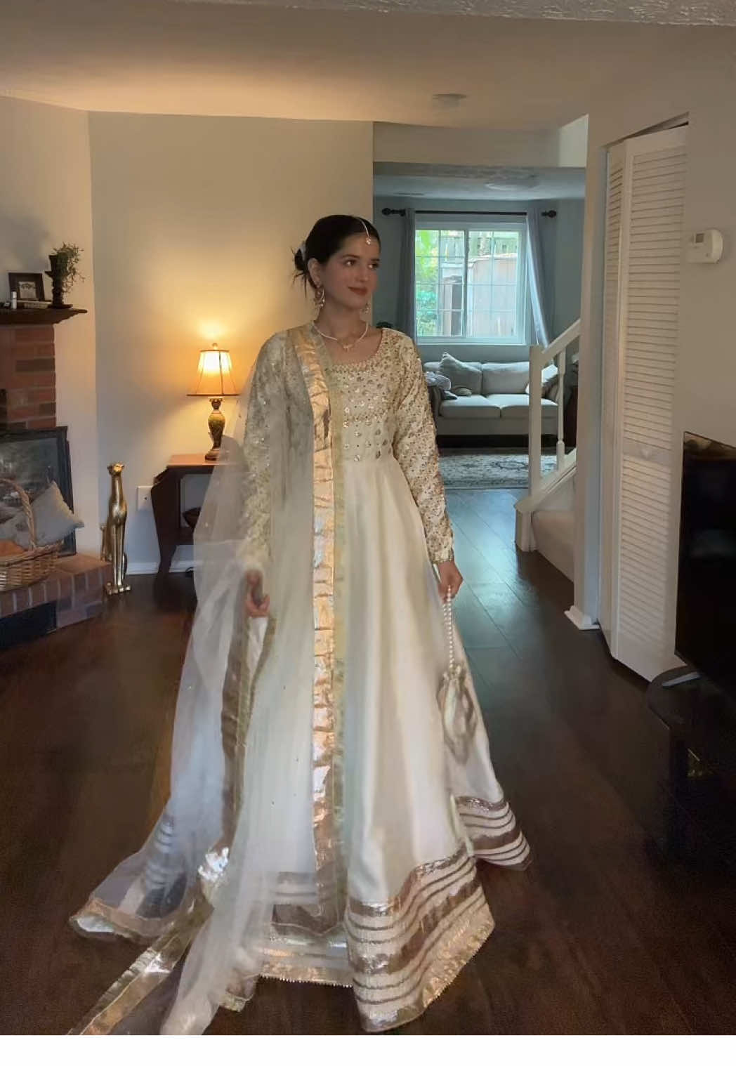 found the prettiest desi cindrella outfit from @peraanofficial  #fyp #pakistanidress #pakistanifashion #anarkali #pakistani 