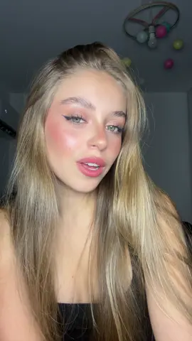 💋🥱