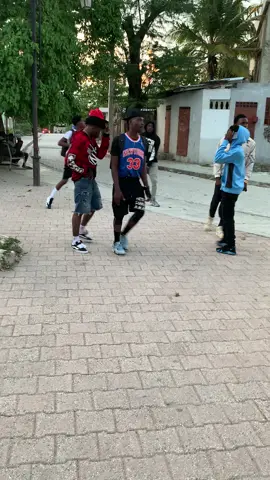 #haitiennetiktok🇭🇹🇭🇹🇭🇹🇭🇹😍😍😍😍 #viraltiktok #foryoupage #dripshowkonekte👕👖👟🧢🎒🕶️💍 #fyyyyyyyyyyyyyyyy @𝒜ᵐᵃᶻⁱⁿᵍ🐍 𝐭ʸ𝓅ℯ!!🦍 