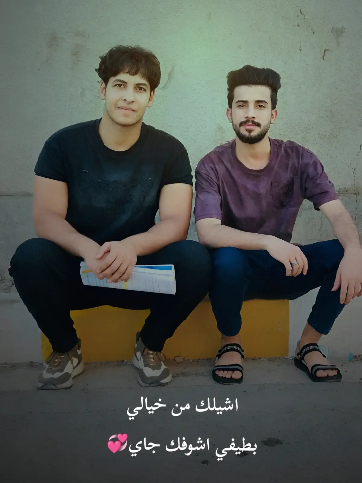 الوم صديقي وهذا محال  صديقي احبه كلام يقال وهذا كلام بليغ الجمال  محال يقال الجمال خيال   ↗     ↝    ↗    ↝   ↗ امير المؤمنين علي (ع) #يوسف_لاز🌀 #جمعه_معطره_بذكر_الله🕊♡ #جمعة_مباركة_عالجميع