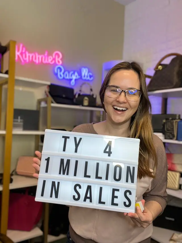 Do you remember my 1st million in luxury bag sales 4 years ago in 2021? KimmieBBags was on fire 🔥 on TikTok live! #kimmiecrew 