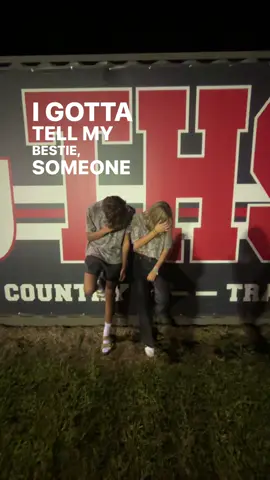 twin 🤞🏻 @🎢🌵 #fyp #xyzbca #bestie #twin #relatable 