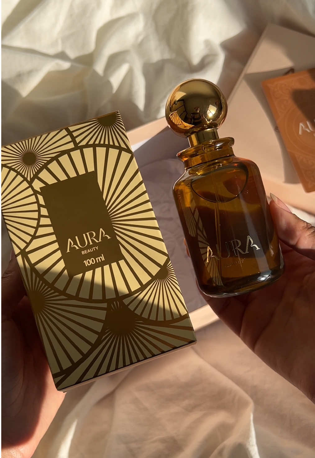 Perfume da Jade Picon no Tiktok Shop, se você gosta do Afrodite Garden vai amar esse. @Aura Beauty Club #aura #aurabeauty #lancamento #perfume #tiktokshop 