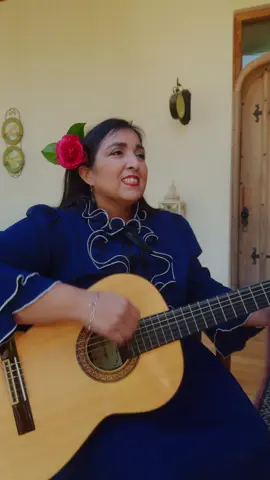 🍇🎶 Cada vez falta menos para el 18 y la previa se vive con cueca 🇨🇱💃🏻 Les compartimos “Las Parras”, una cueca que nos llena de sabor y tradición para ir calentando motores de cara a las fondas 🎉✨ Porque septiembre se disfruta cantando, zapateando y celebrando lo nuestro junto al Dúo Alondra ❤️🤍💙 #CuecaChilena #LasParras #DuoAlondra #FiestasPatrias #MesDeLaChilenidad          