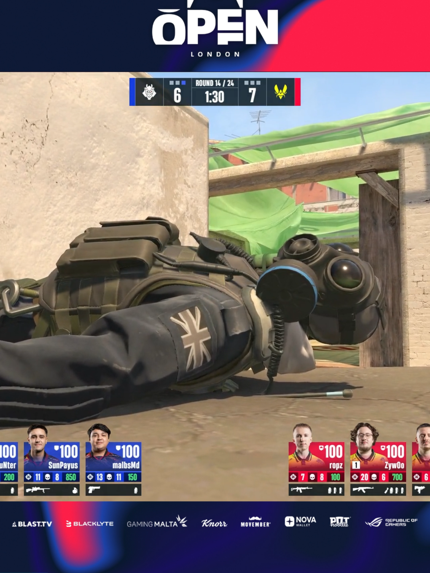 WHAT WAS THAT DISGUSTING SHOT, ZYWOO?!?! 🤢 @teamvitality@zywoocs putting on a show for the BLAST Open London crowd 🏟️💥 #BLASTPremier #CS2 #counterstrike #counterstrike2 #esports #cs2clips #cs2highlights #zywoo #onetap #onetapheadshots