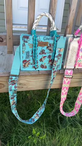 It's the matching straps for me #creatorsearchinsights #tiktokshopfinds 