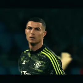 بـَعد ماعاَتبكْ تندِل عَناوينِك.#رونالدو #شعر #cristianoronaldo 