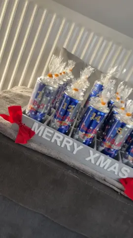 #LaPuraCrema @Red Bull @RedBullUK #adventcalendar #resbulladventcalander #redbull #redbulleveryday 